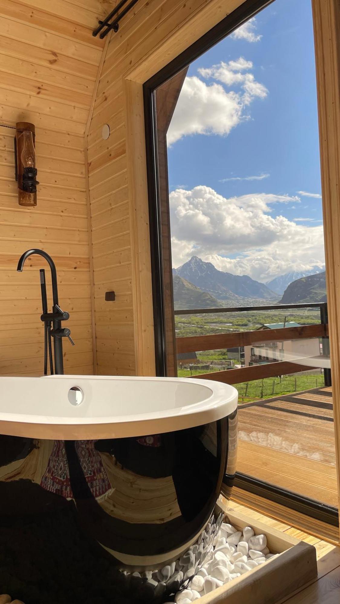 Outdoor Cottages Kazbegi Phòng bức ảnh